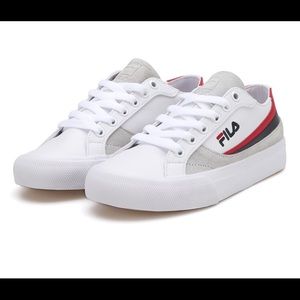 Fila Center Court Sneakers